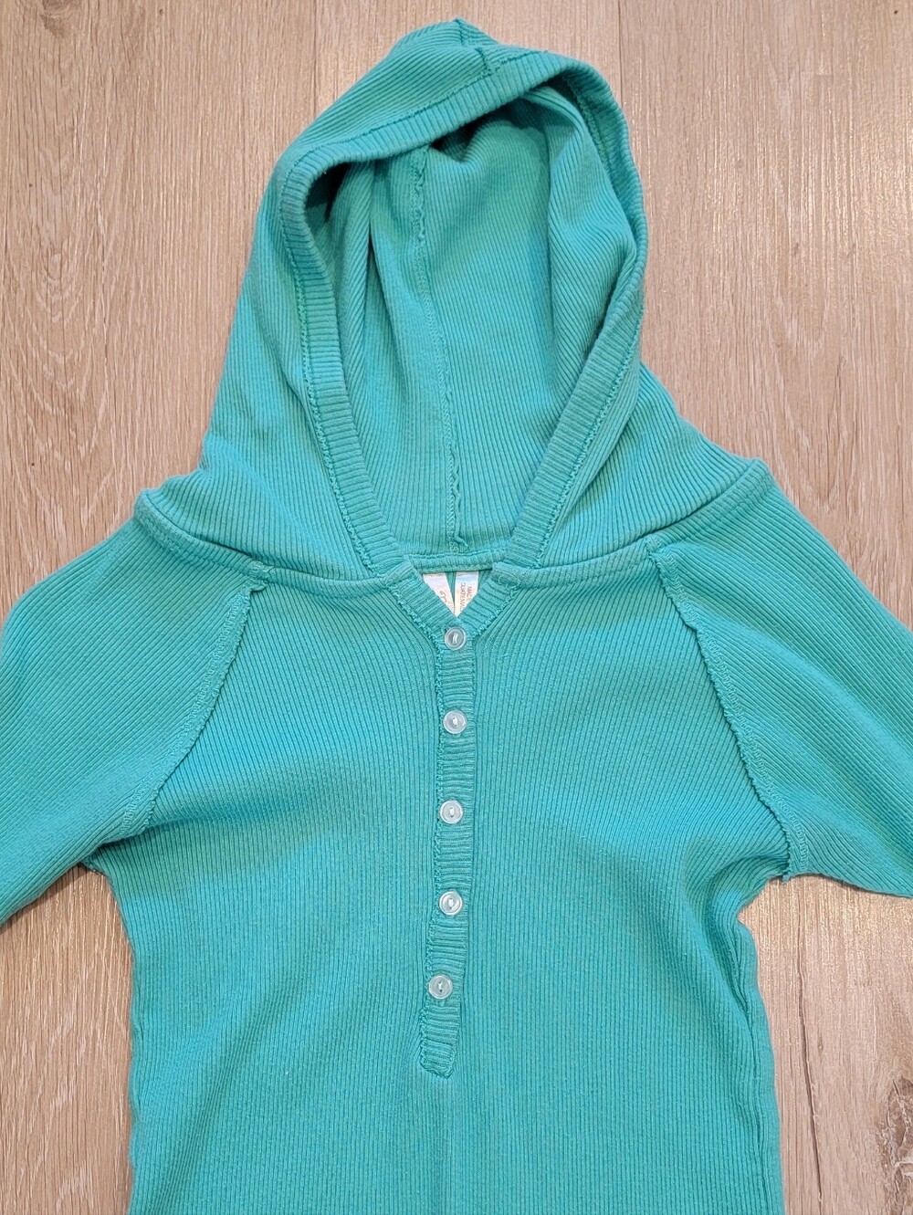 Clearance! Turquoise fitted hoodie - Picture 2 of 7